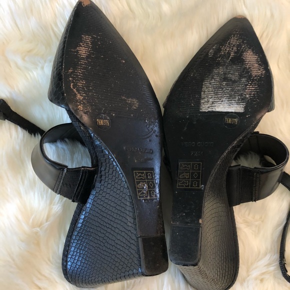 BLACK BCBG MAXAZRIA HEELS - Picture 6 of 8